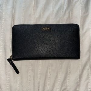 Kate Spade Zip Wallet